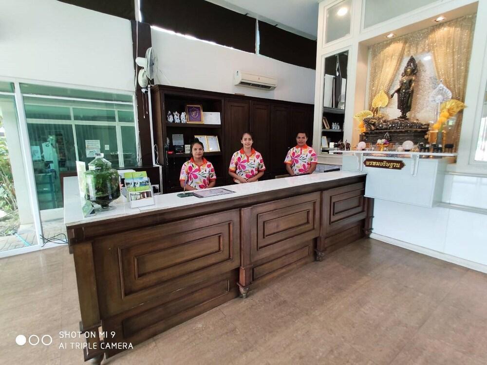 Nana Resort Kaeng Krachan Exterior foto